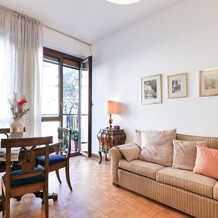 Primopiano - Valparaiso Apartman Milánó Kültér fotó